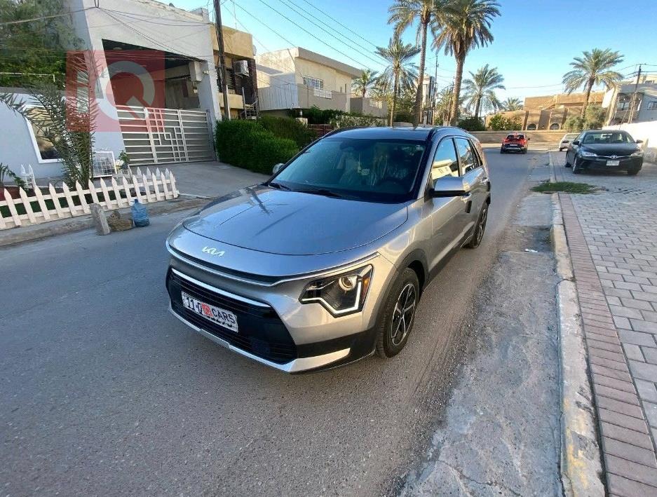 كيا نيرو
